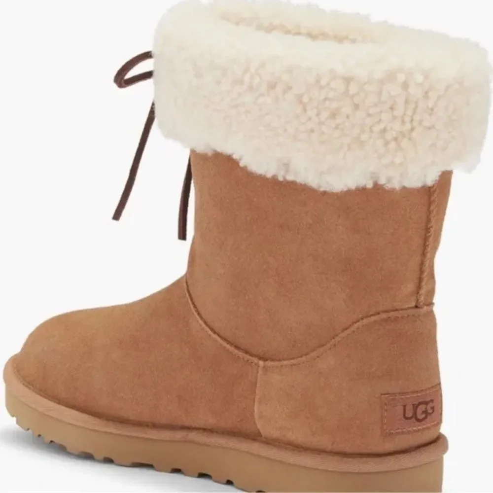 UGG Sarissa Shearling Boots in Chestnut New!‎